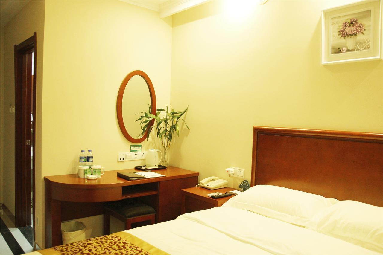 Greentree Inn Jiangsu Huaian Chuzhou Avenue Business Hotel Хуайань Экстерьер фото